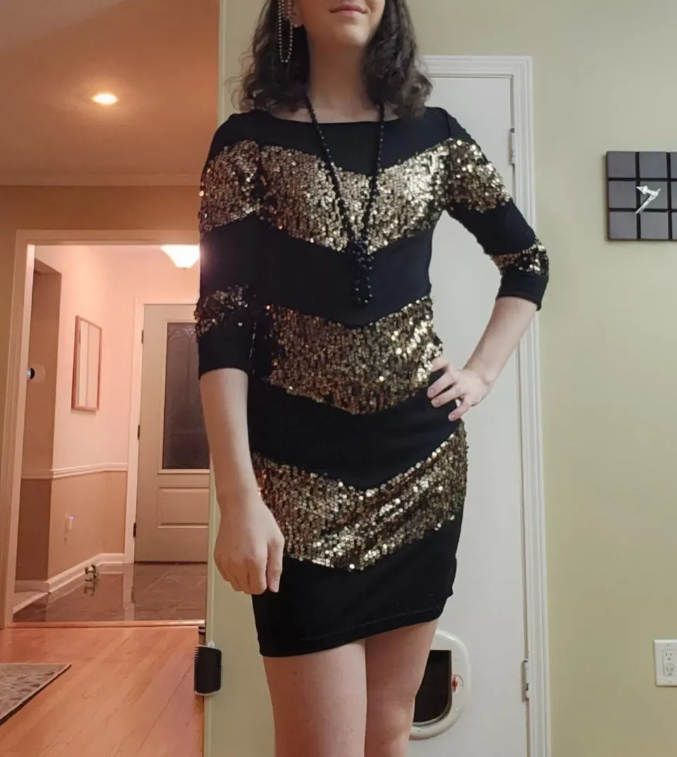 One of my friends gave me this dress and I thought it was super cute 🥰😇