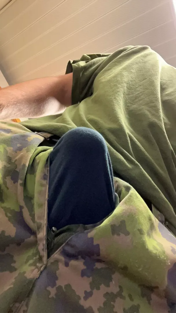 Oopsie! It unzipped…