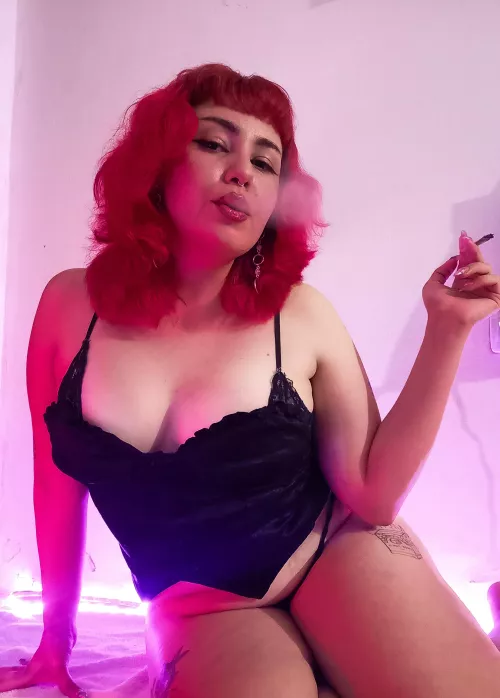 Open wide for Mommy