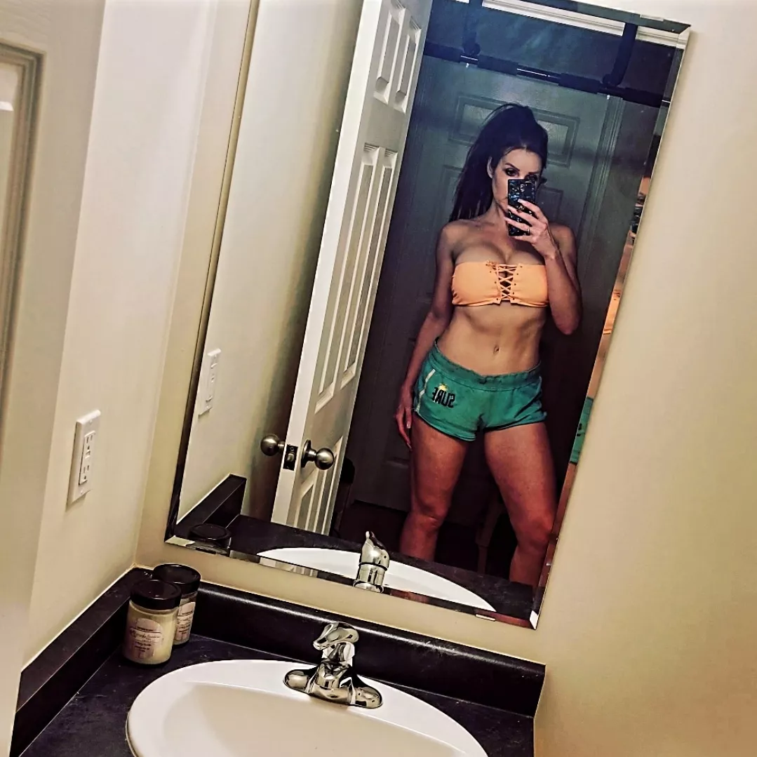 Orange 🍊 bikini