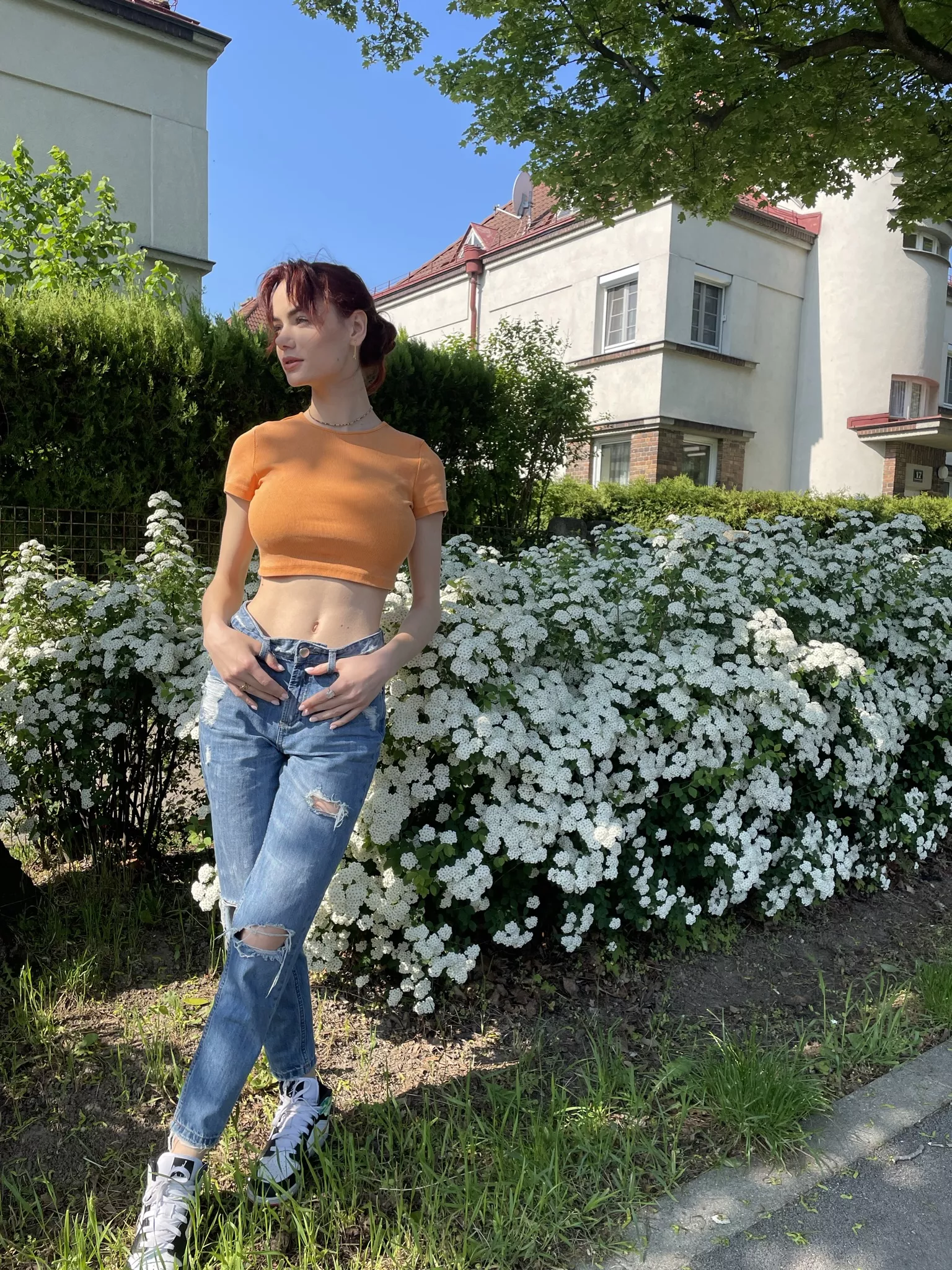 Orange crop top do stand out