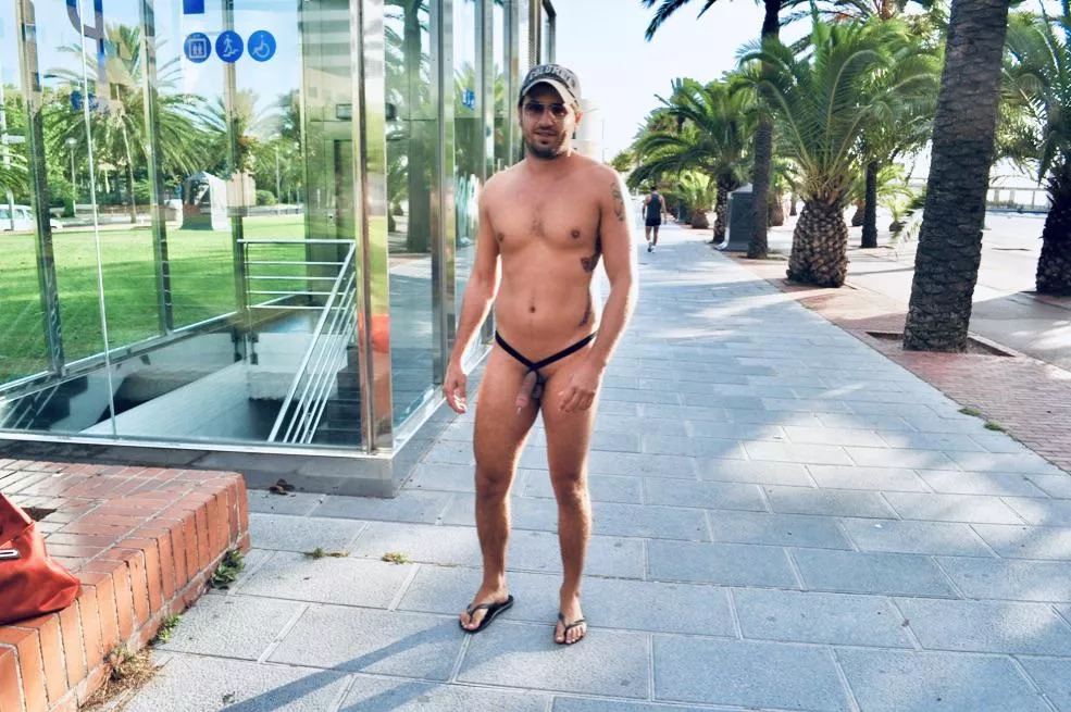 Out and a out in Barcelona [40] 
