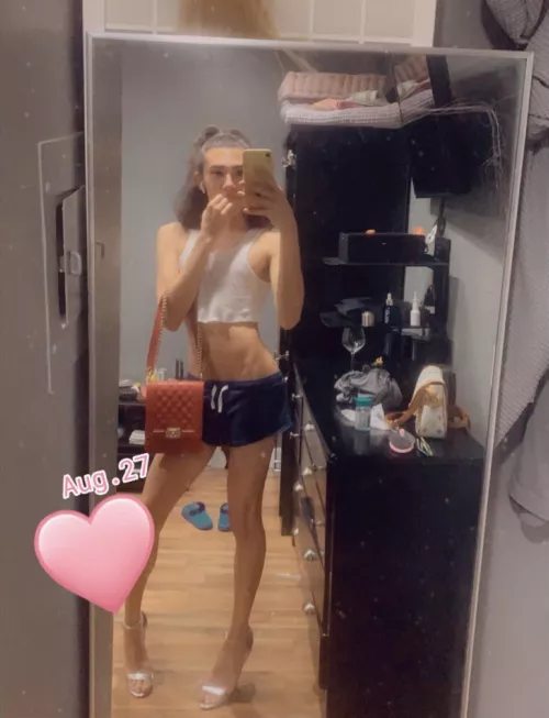 Outfit looks homemade but oh well lol