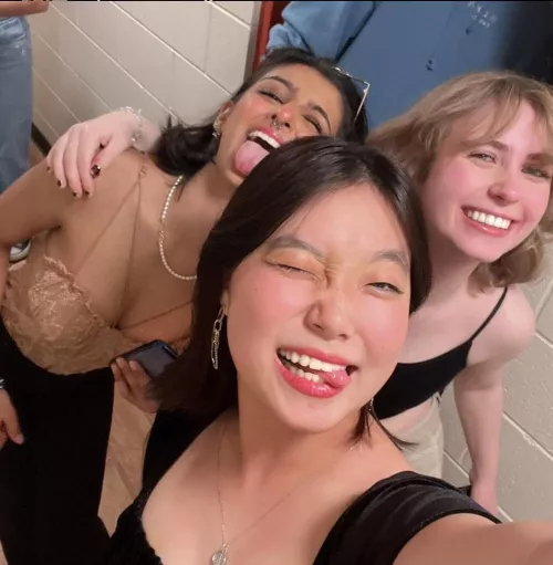 partyy girls