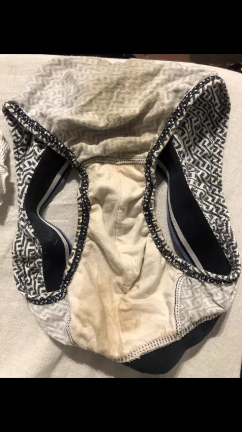 Pee, skid and sweat - 5 day wear