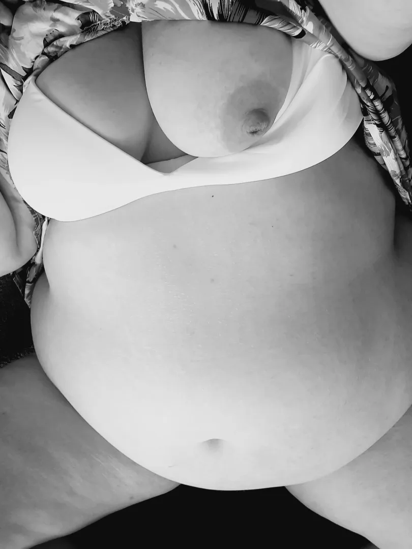 Peek a boo(b)!