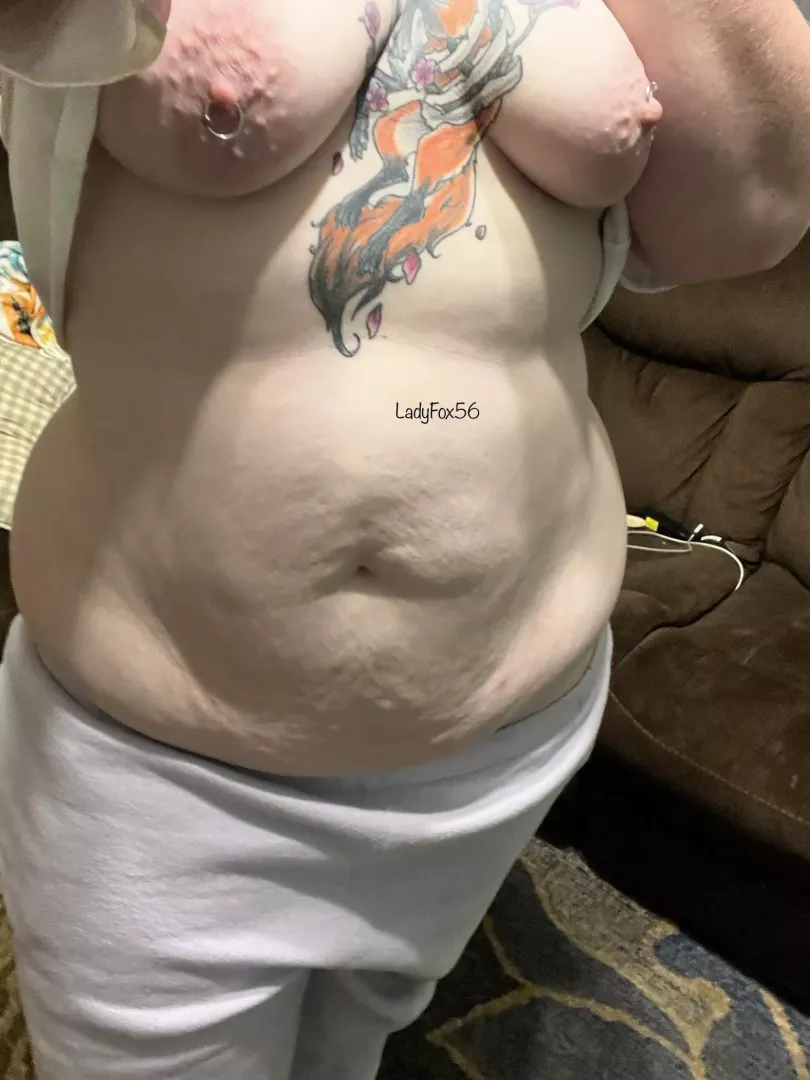 Peek-A-Boob