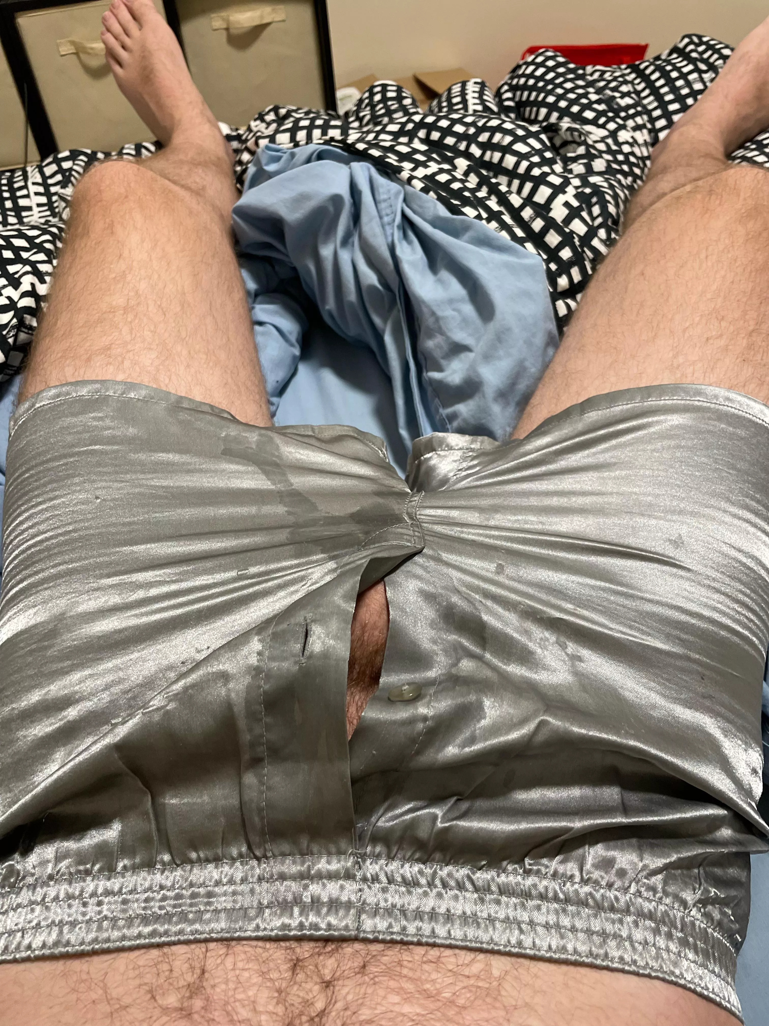 peeking through my cumrag boxers