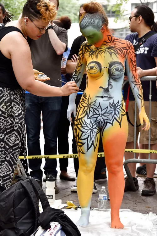 Perfect bodypaint