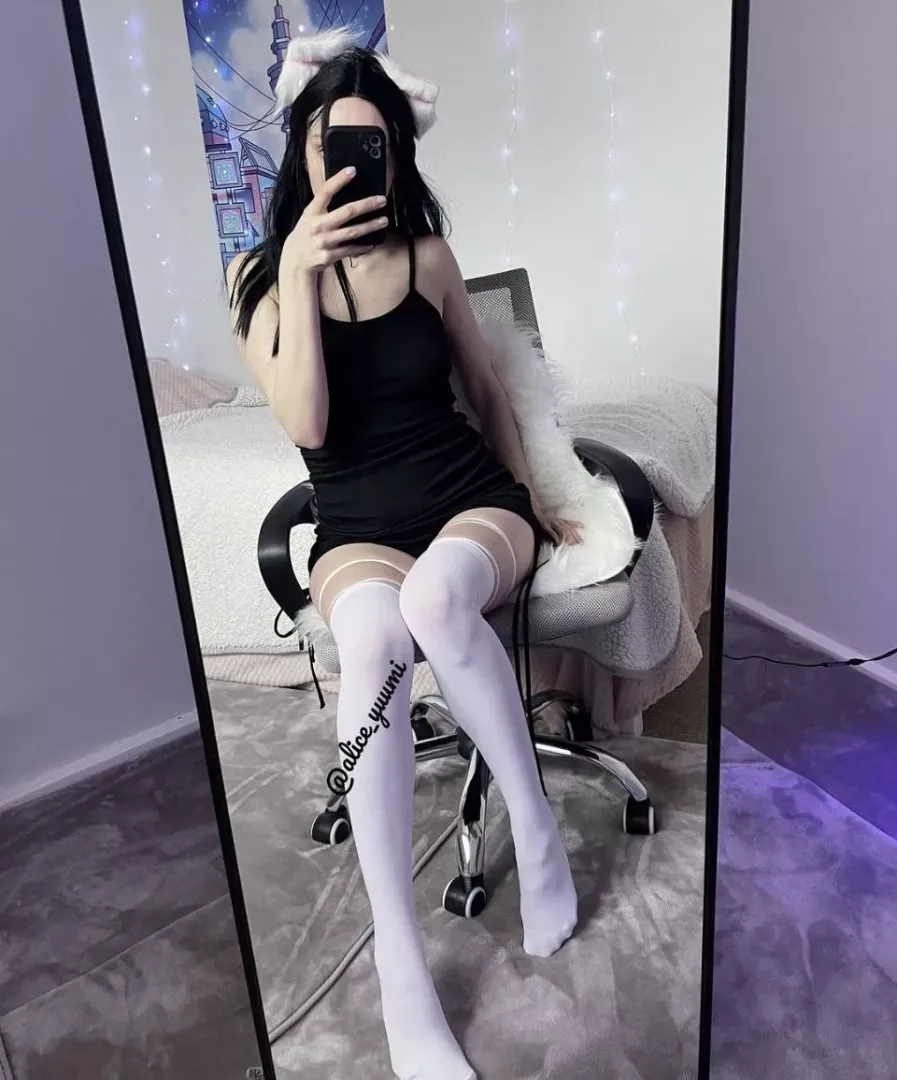 Pet me daddy