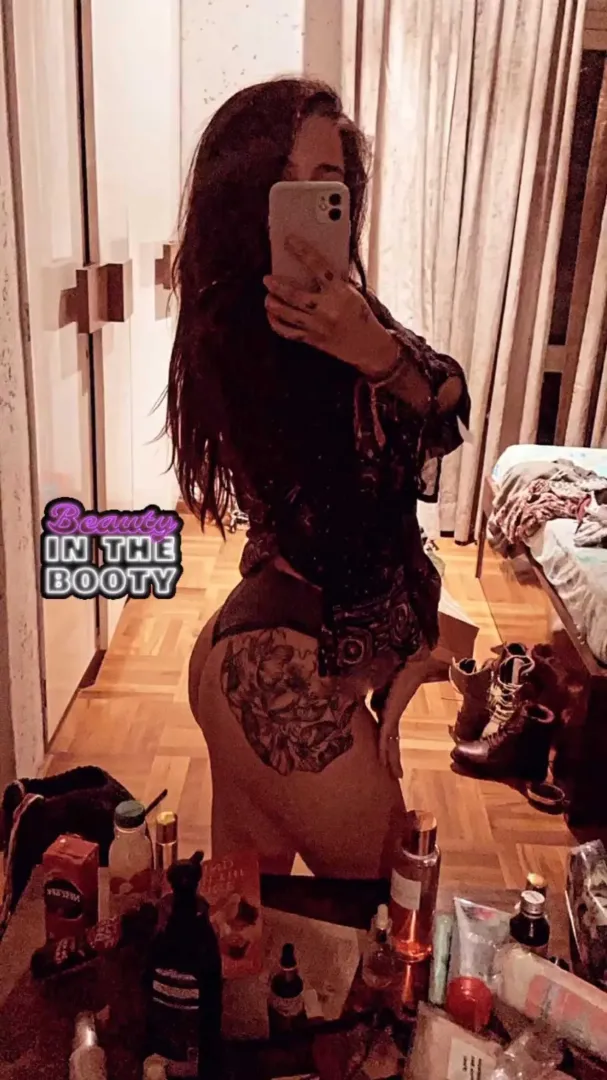 Petite lil nympho