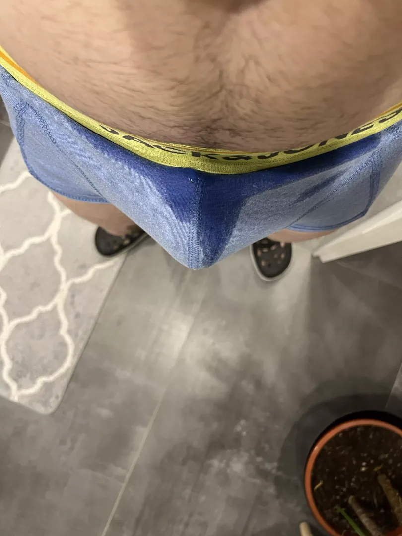 Piss my pants 🫢💦🥵