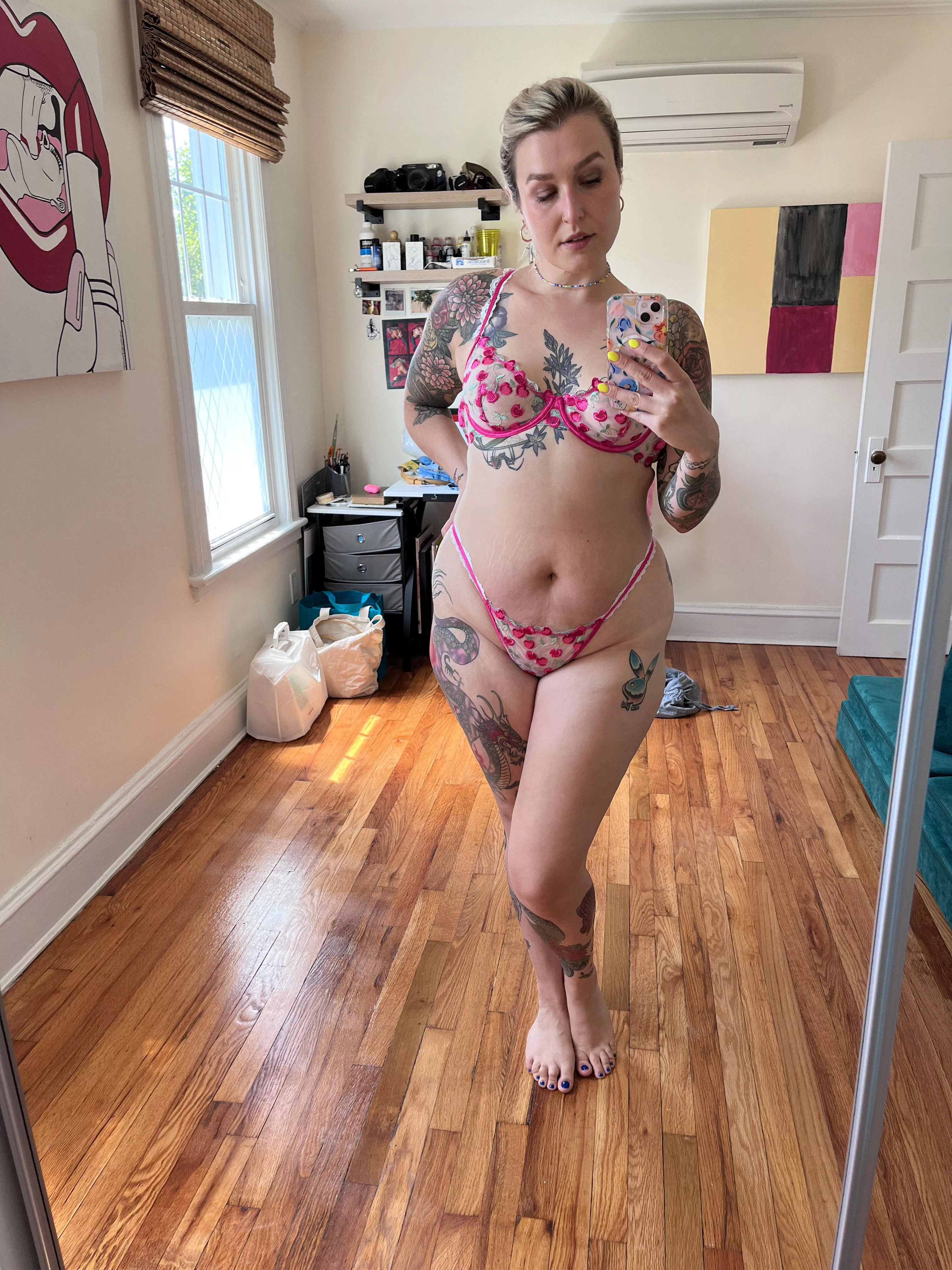 Please don't mind my little tummy sunburn, i thought i looked cute here