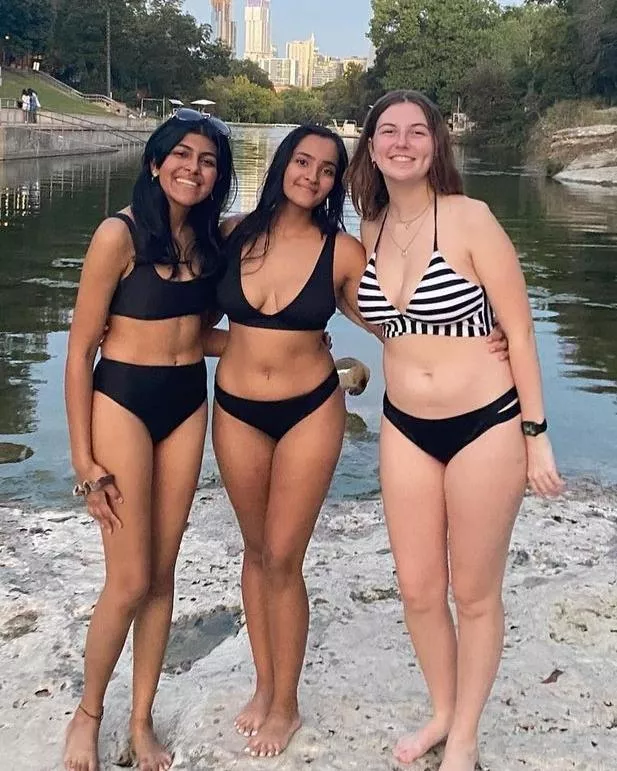 Pool Girls