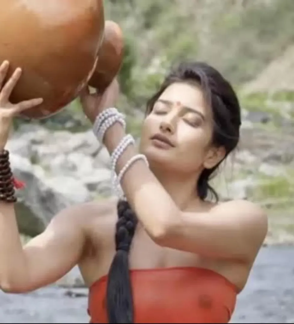 Poonam Nehra model
