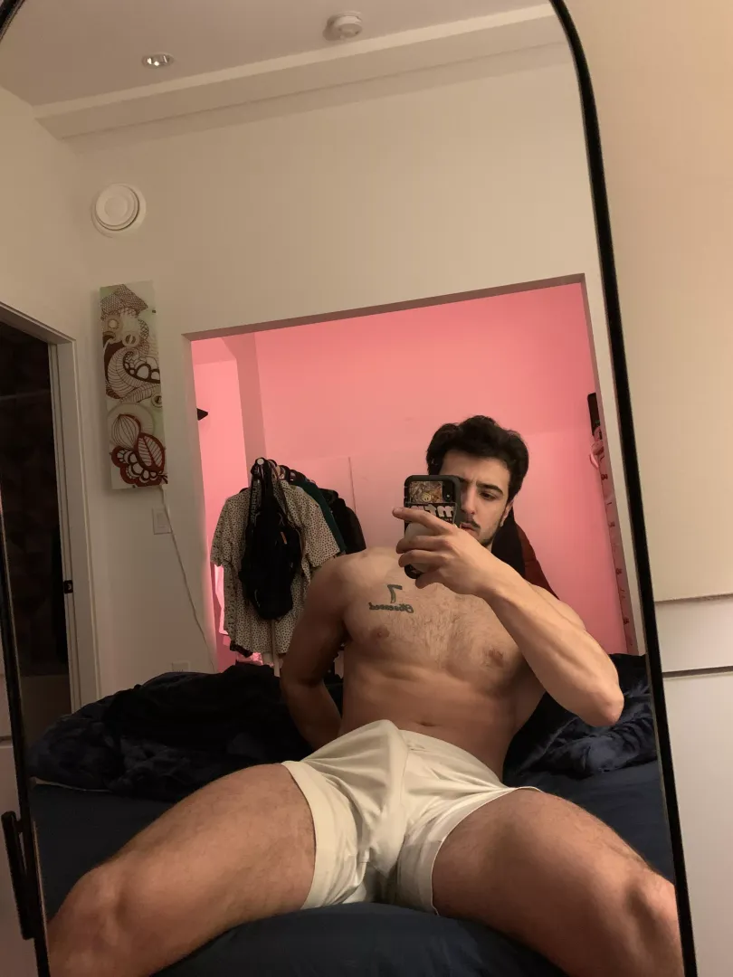 Post gym bulge 👀