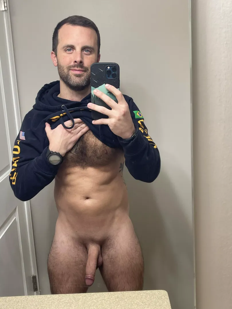 Post gym selfie😈