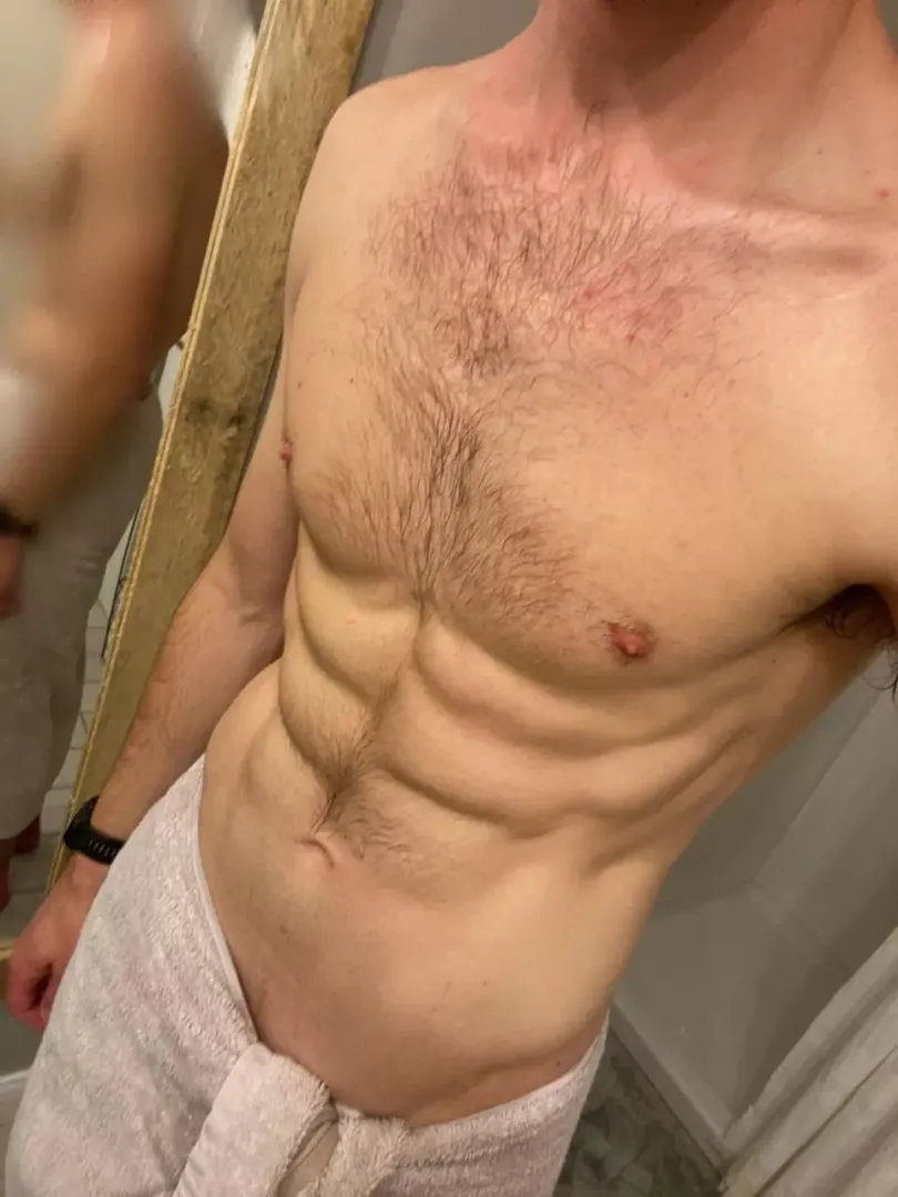 Post lift session. Co(m)e shower