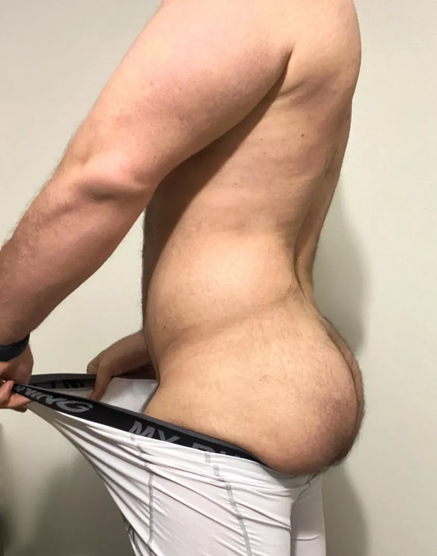 Post-workout… who wants to help me undress
