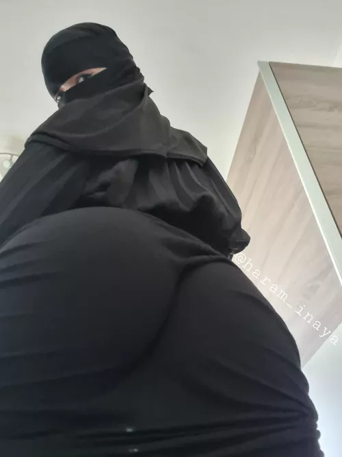 pov: second before I sit on your face 💦