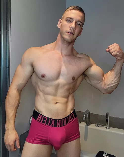 POV: You're about to worship every inch of me 😏..