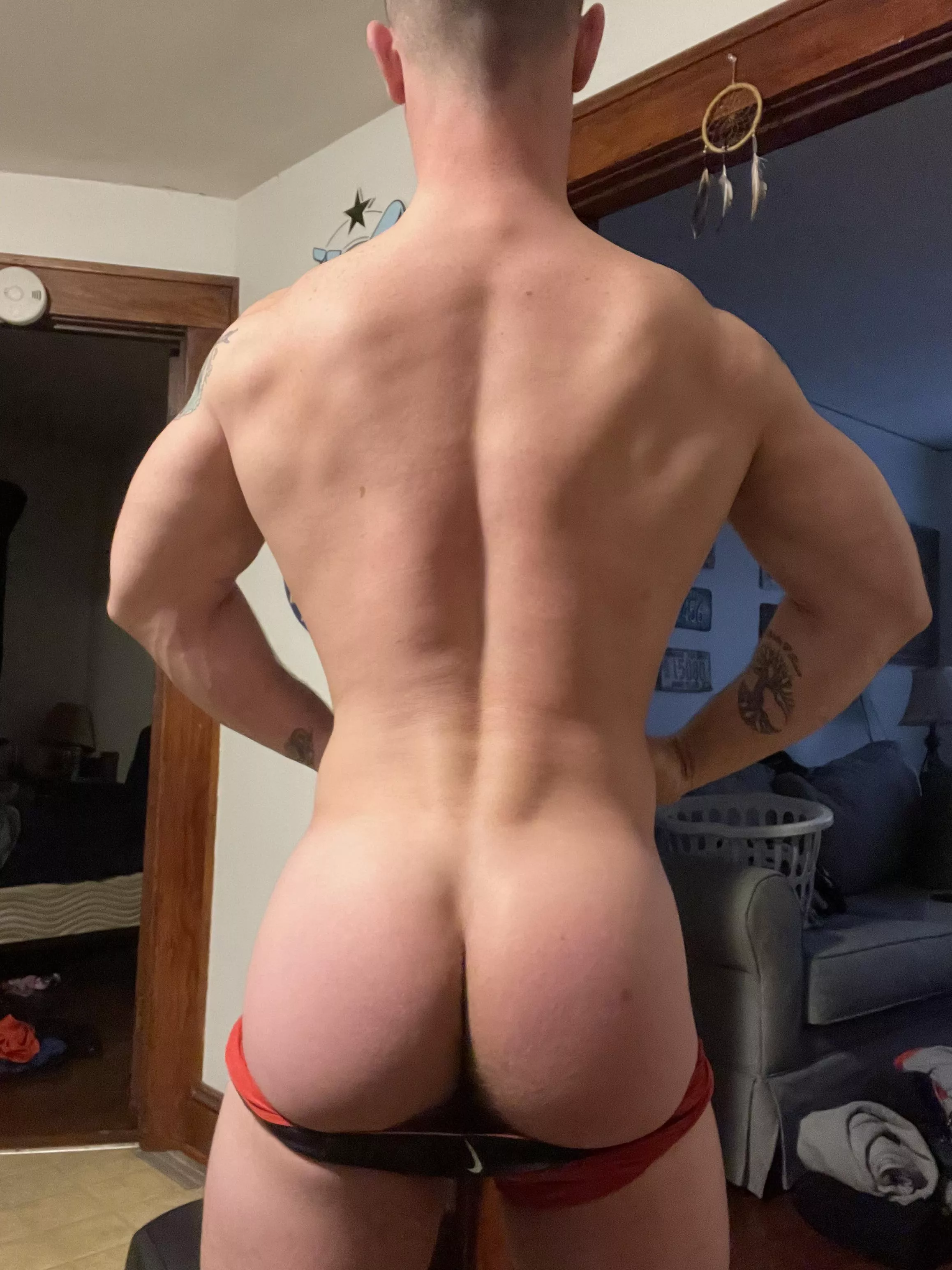 Power bottom reporting for duty