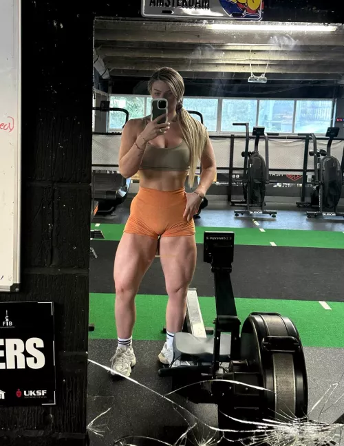 Powerful blonde