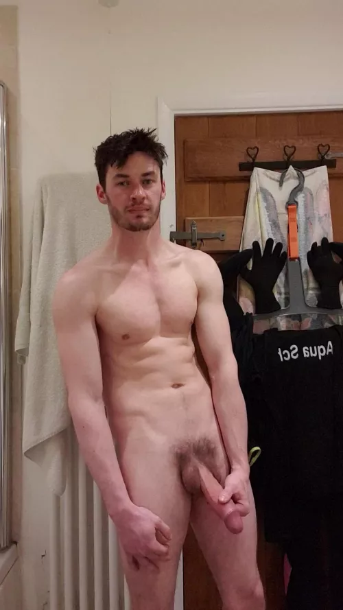 Pre shower selfie