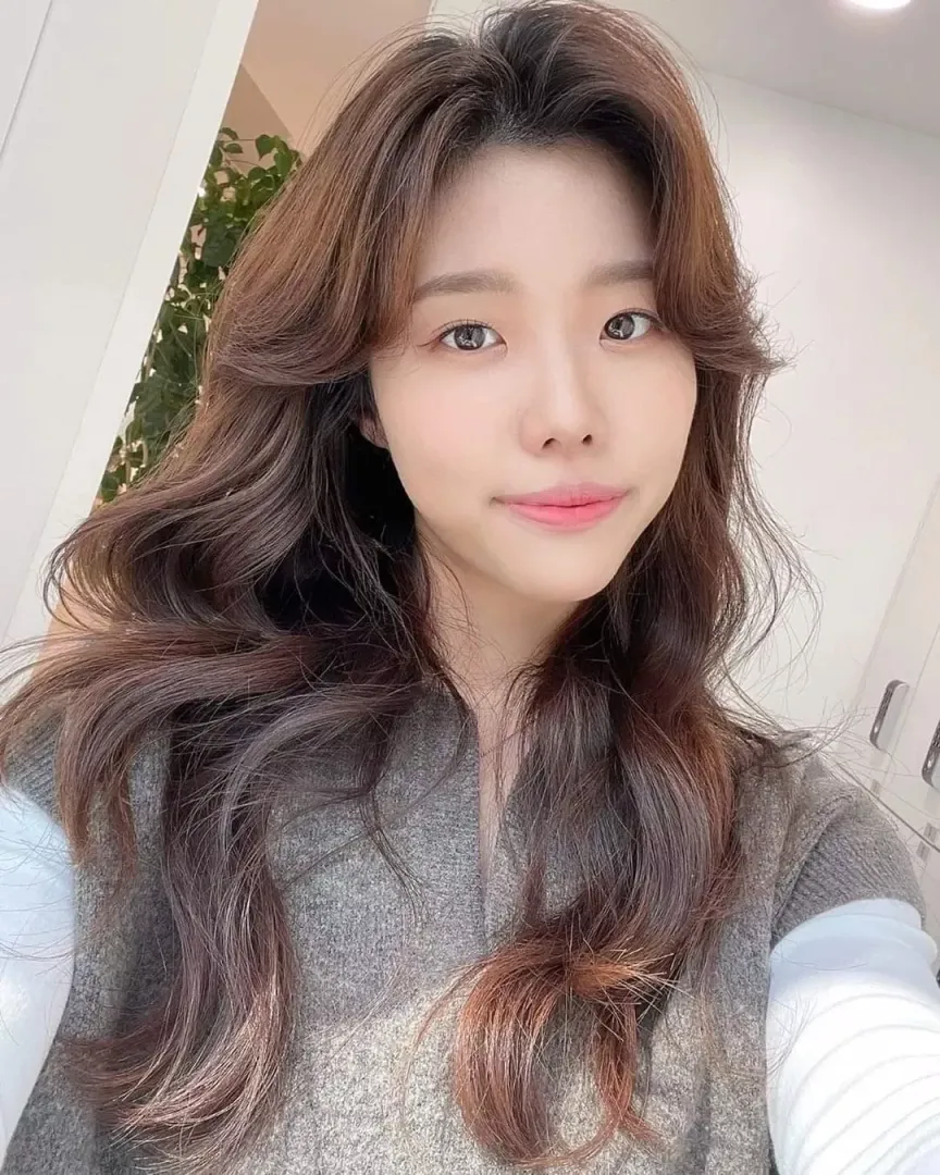 Pretty asian girl