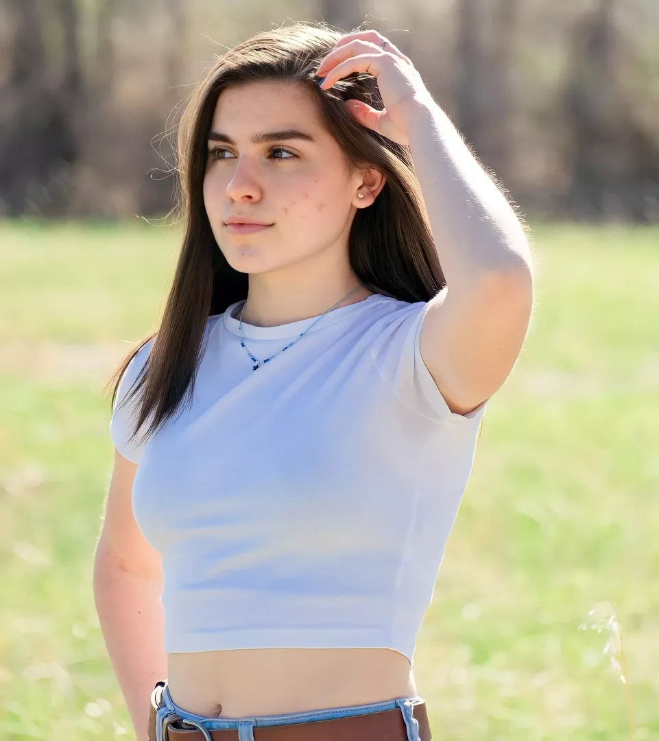 Pretty Brunette