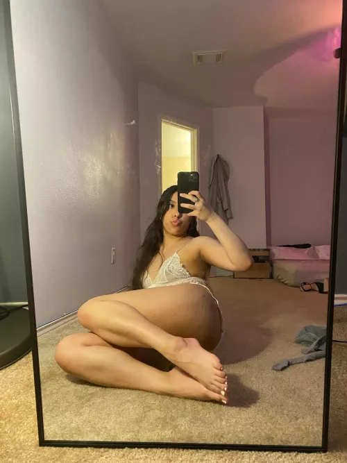 Pretty feet