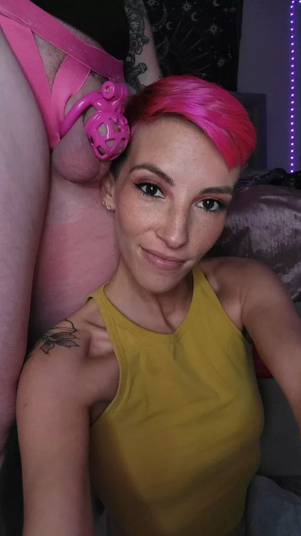 Pretty in pink!😈🤤