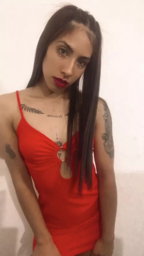 pretty in red