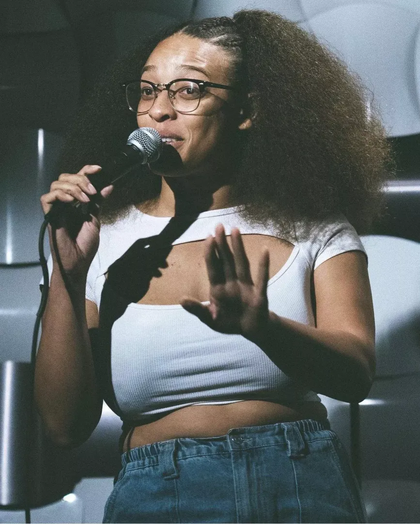 Pretty w/glasses