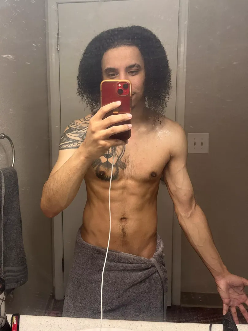 probably need to chill on the forearm exercises and do some more biceps this month🫠