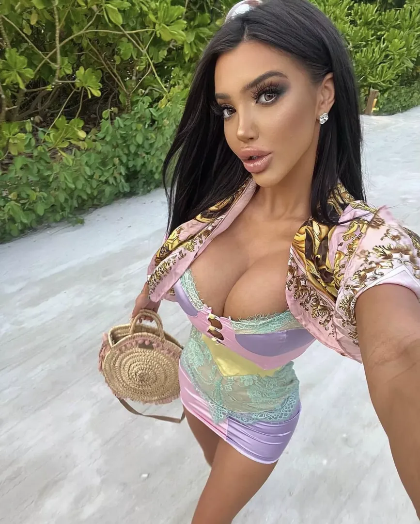 Proper Bimbo