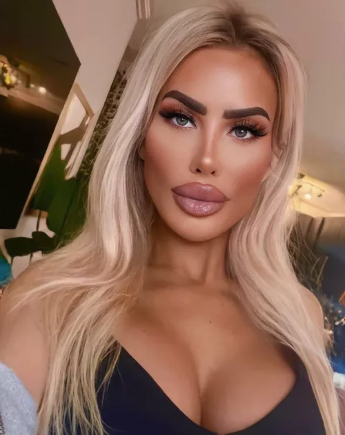 Proud Bimbo