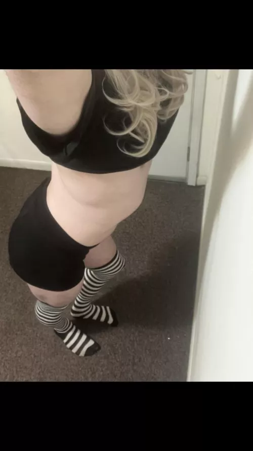 Proud sissy bitch reporting for duty