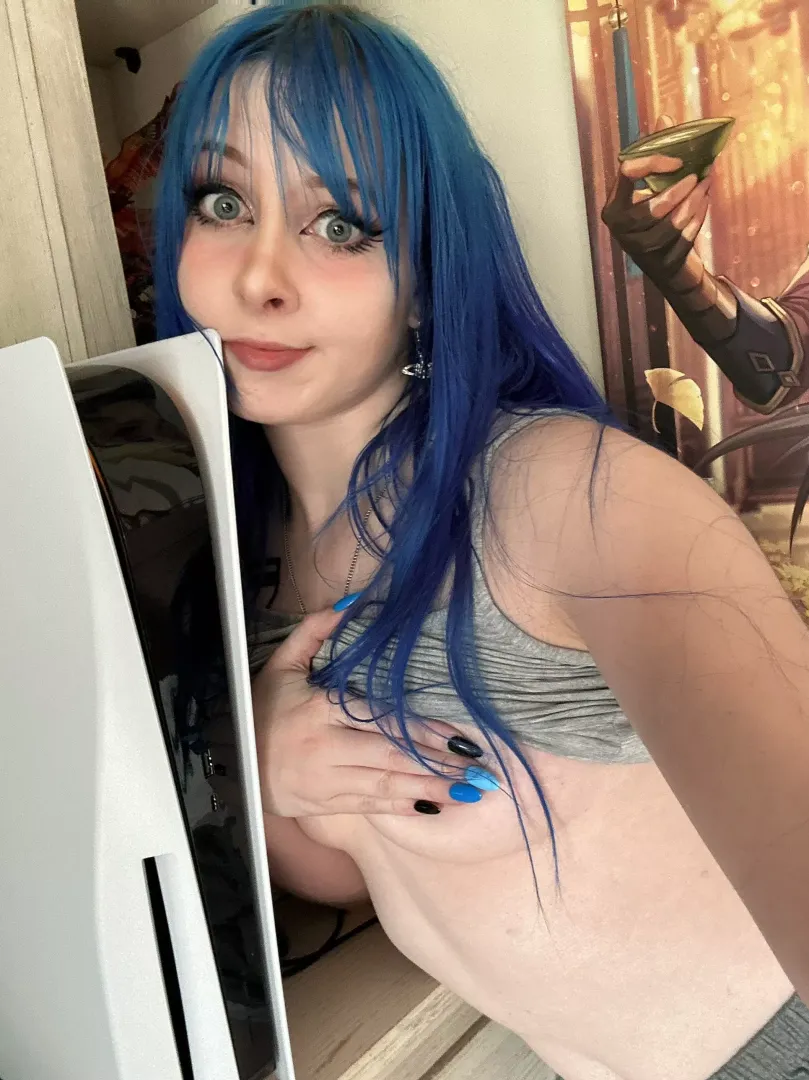 PS5 or me ;)