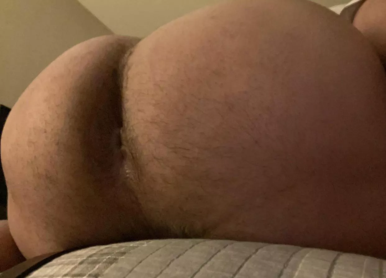 Pull those silkies down and fill me up