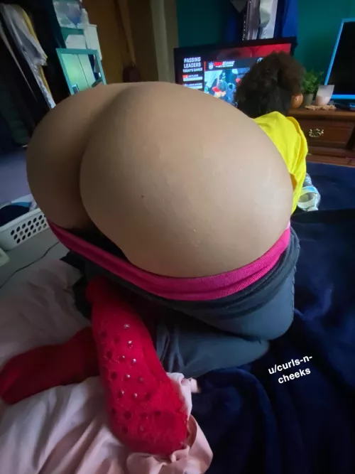 pussy or virgin asshole? 