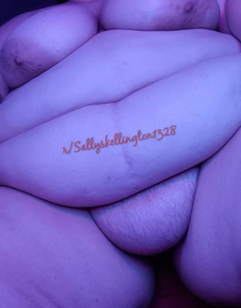 Pussy's so fat