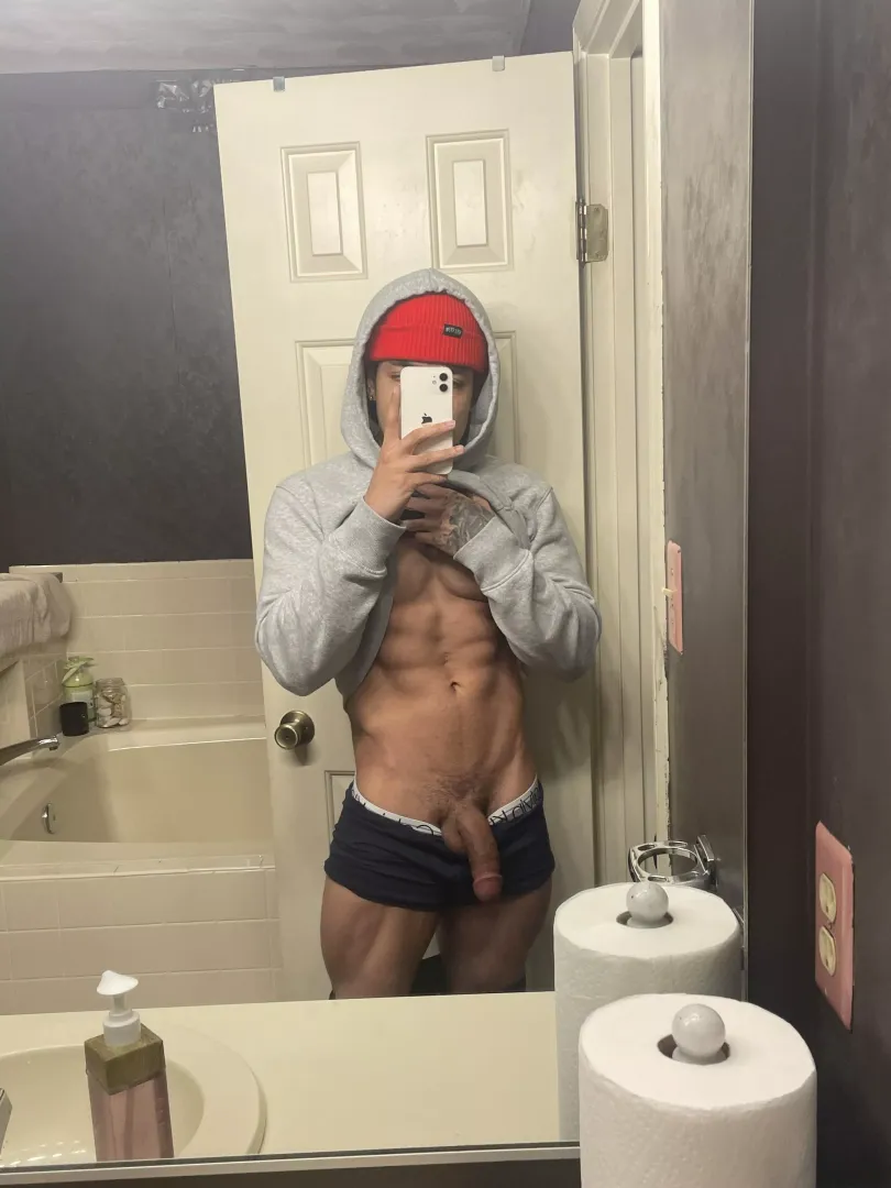 Put your face between these legs