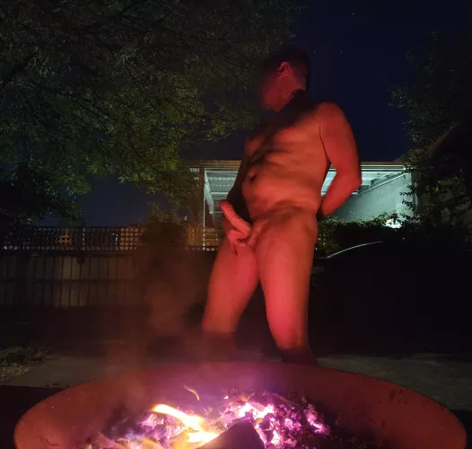Putting on a fire show for the neighbours, want to watch?