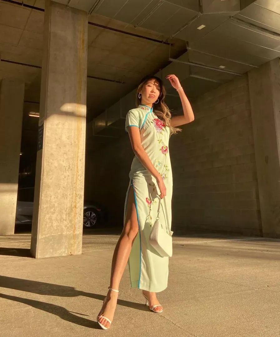 Qipao and heels