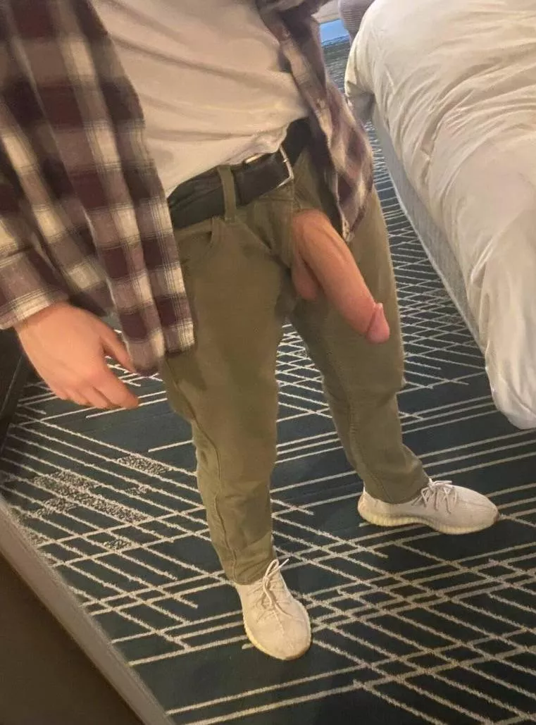 Quick show off in hotel 👀