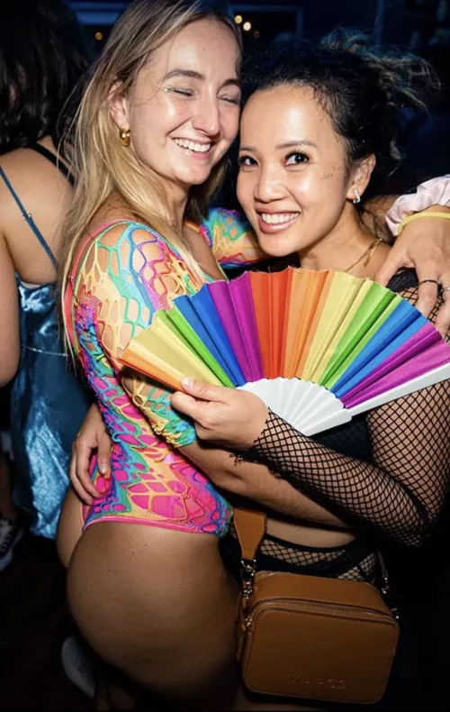 Rainbow cheeks