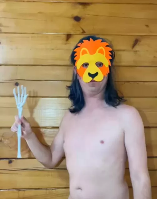 Raise your hand if you want to see this go up my butt