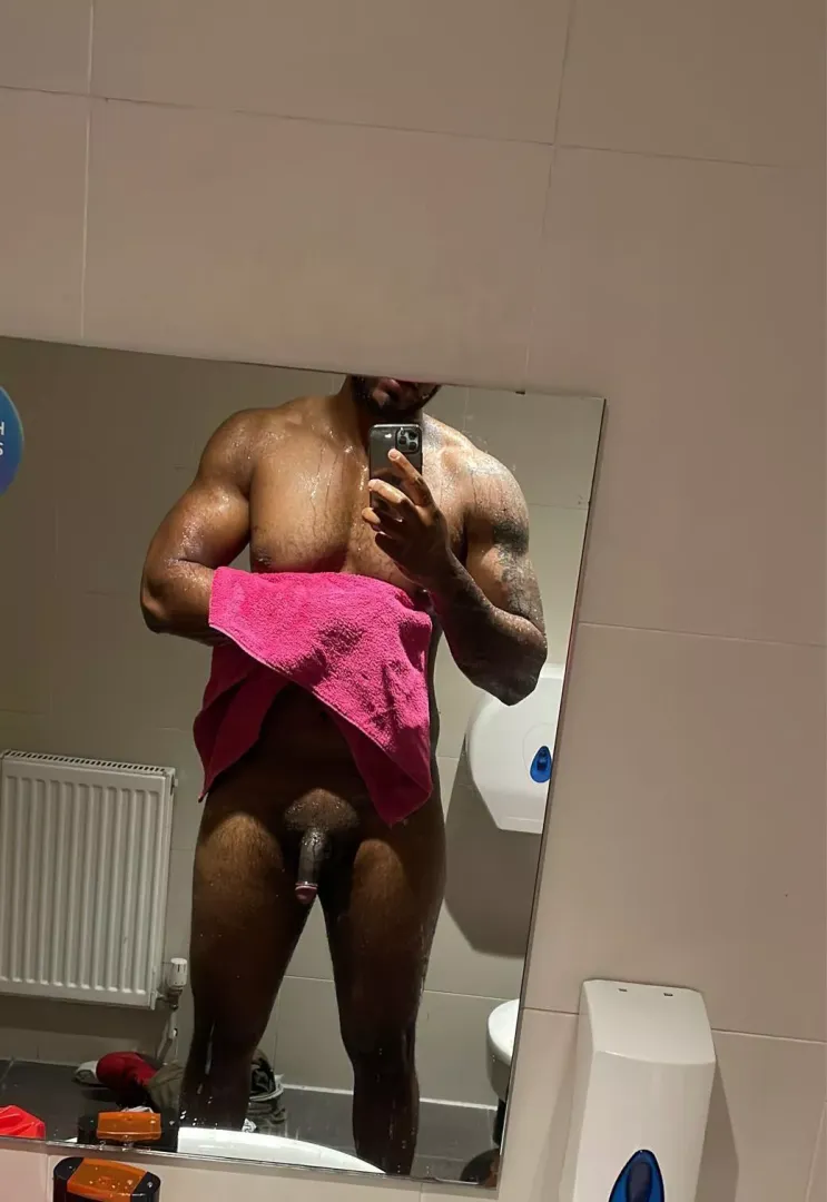 Rare full naked picture