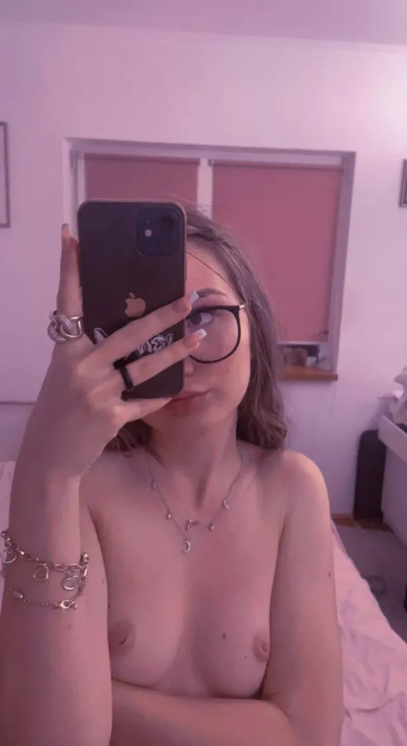 Rate my tits please 👅